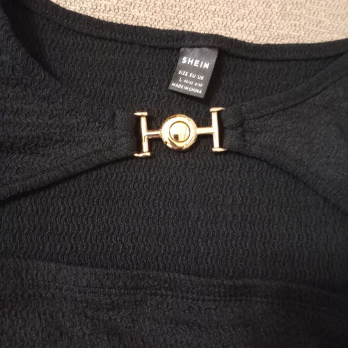 Shein T-shirt new, size M, black