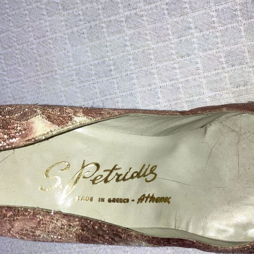 Petridis Vintage Pumps Size 35 Used, Gold and Pink Fabric