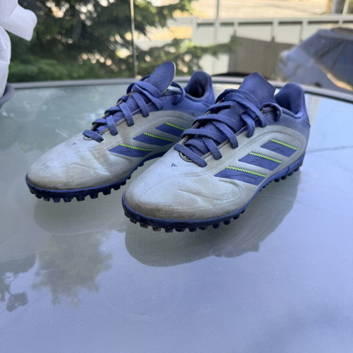 Adidas kids' football shoes with studs, size 32, grey blue