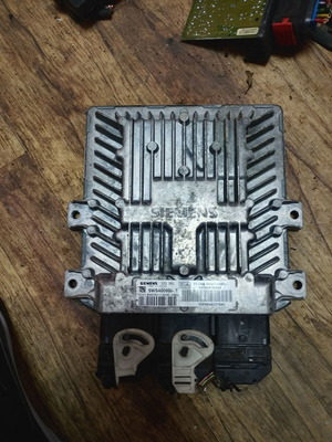 Computer ECU 5WS40060I-T SID 201 for Peugeot 607 2.7HDI used