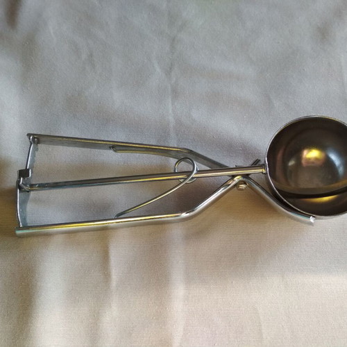 Silver-plated serving utensils used, set of 3 pieces