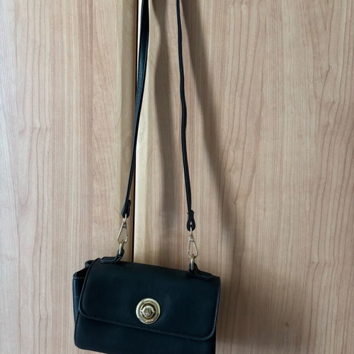 Crossbody bag like new, black