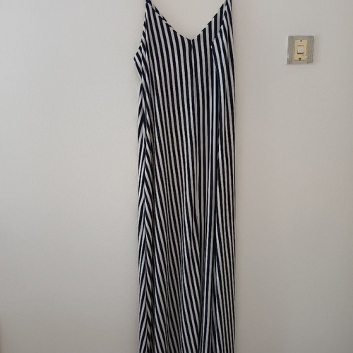 Striped dress slightly used, size M