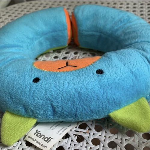 Trunki Yondi Bert neck pillow used for children 2-5 years