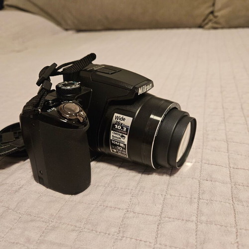 Nikon Coolpix P100 camera like new