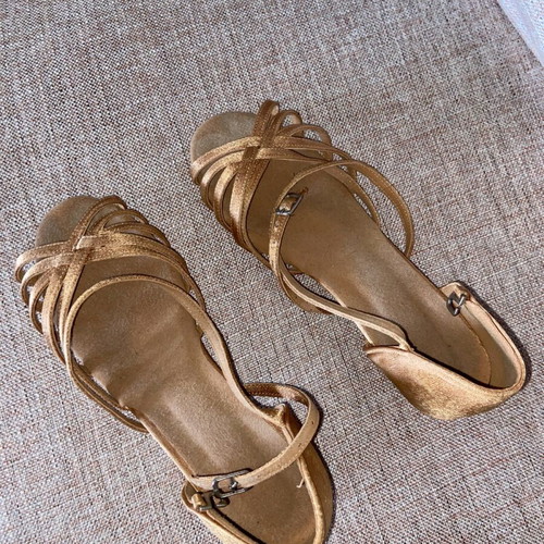 Latin heels like new, beige and brown, sizes 37.5-38