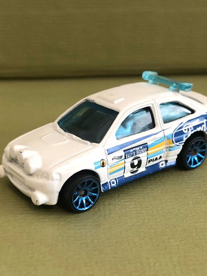 Hot Wheels Escort Rally 2019 like new
