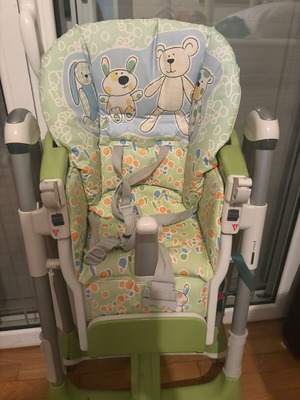 Baby feeding high chair