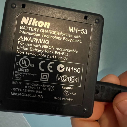 Camera chargers like new, various
