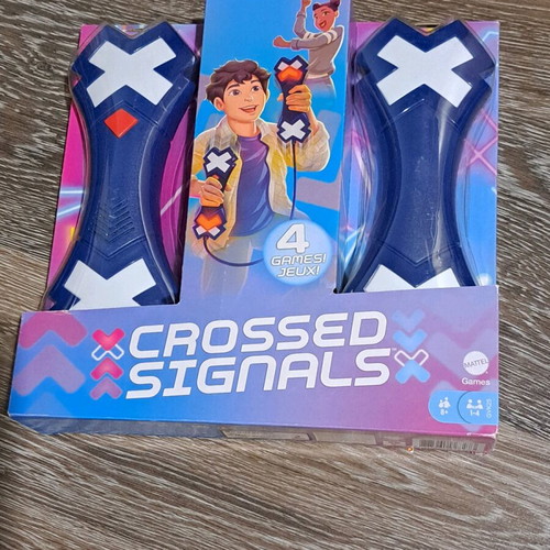 Mattel Crossed Signals electronic game model GVK25 new