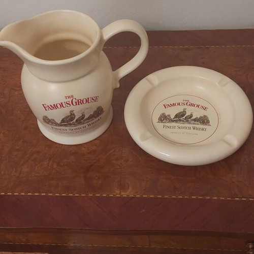 Famous Grouse-Wade PDM England vintage pub set, like new