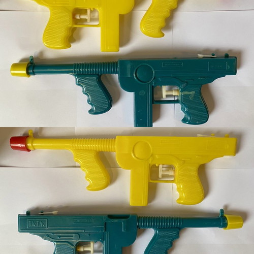 Vintage water guns used, set of 2 large Biotsiot