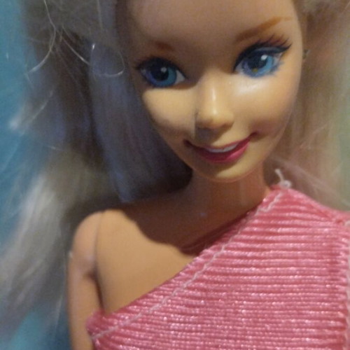 Barbie vintage doll blue eyes used with eyebrow defect