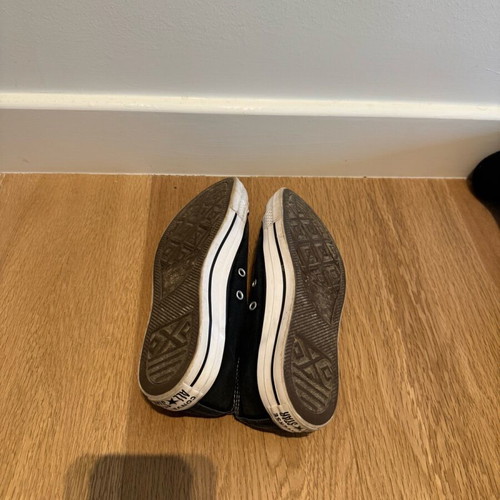 Converse Chuck Taylor Low μαύρα σαν καινούργια αθλητικά παπούτσια νούμερο 39
