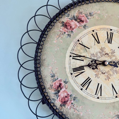Trimar wall clock analog used, needs repair, 35cm diameter