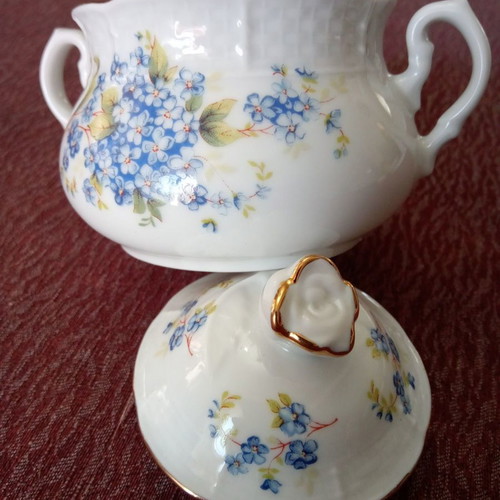 Vintage sugar container Thun Czechoslovakia