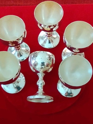 Silver-plated liqueur glasses set of 6 like new