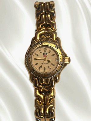Vintage women's TAG Heuer Limited Edition watch used, gold tone