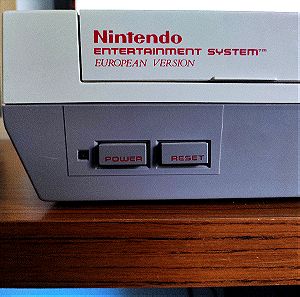 ΣΥΛΛΕΚΤΙΚΗ ORIGINAL ΚΟΝΣΟΛΑ 1985 Nintendo Entertainment System (NES) European Version
