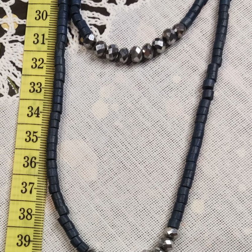 Long necklace double strand in dark blue and shiny black beads, like new