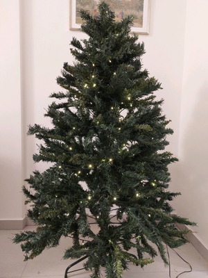 Christmas tree used 1.60 meters with lights