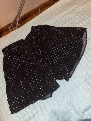 Cotton shorts like new, sizes L and XL