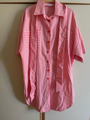 Arpyes shirt like new, one size, white and pink