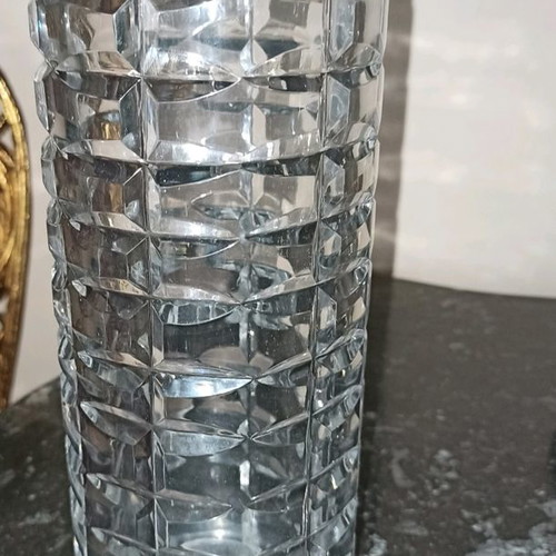 Vintage crystal vase very old with minimal wear