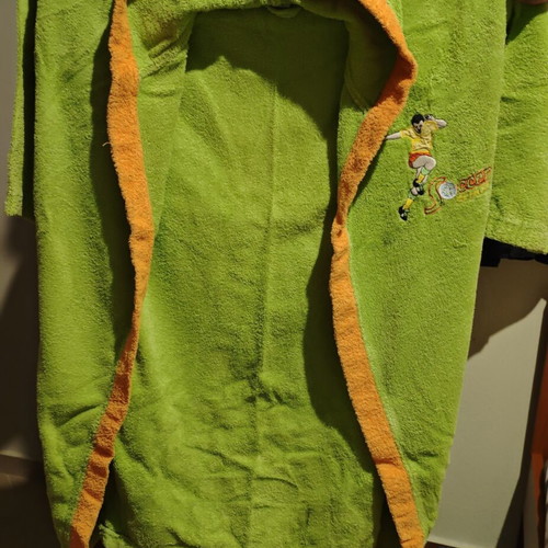 Children's bathrobe like new