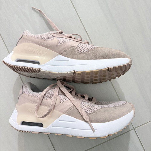 Nike Air Max trainers sneakers used, size 38, pink nude color