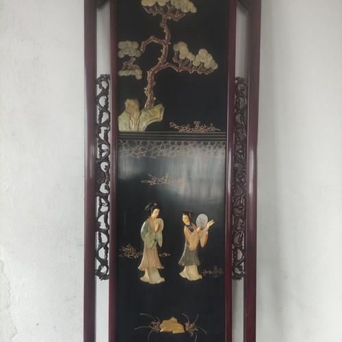 Wall decor panels used with Chinese motifs, wood, mother-of-pearl and jade