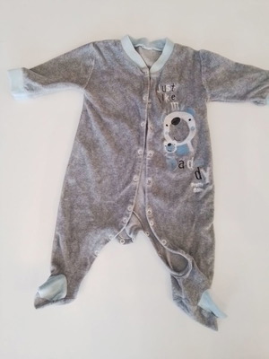 Baby velour romper 6-9 months boy used Pretty baby