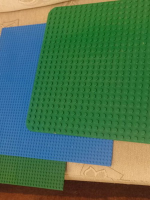 Βάση πλατφόρμα για Lego τουβλάκια μεταχειρισμένη, σετ 3 τεμαχίων, 2 των 40cm και 1 των 38cm