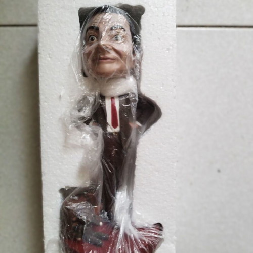 Royal Bobbles Mr.Bean Bobble Head new, extremely rare, limited edition