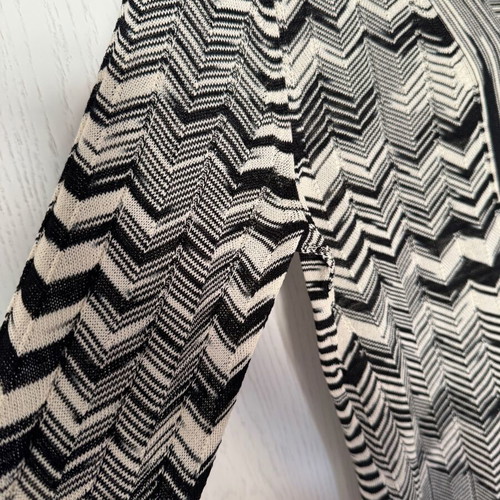 Betty Barclay women's blouse like new, size D 38, black and white