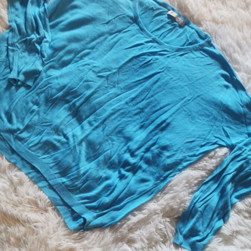 Pink Woman thin sweater L like new, blue