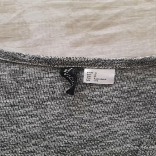 Youthful H&M cardigan gray like new, size S