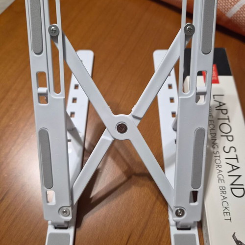 Laptop stand new