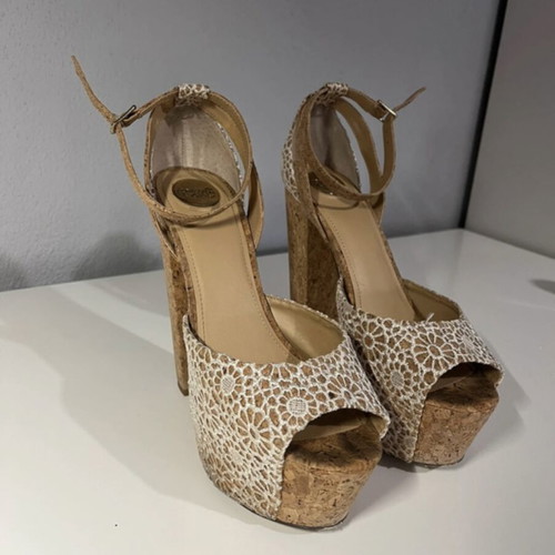 Exe platform sandals like new, lace design, cork style, size 39