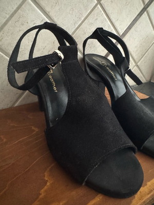 Katia Leather Black Sandals Used With Heel Size 40