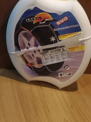 Car snow chains No L new in case