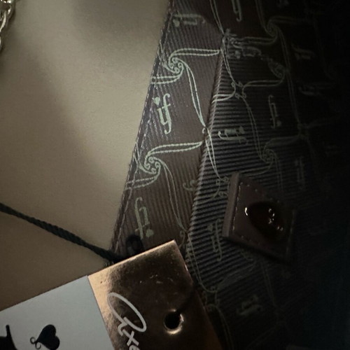 Axel bag new with marble effect and chain strap