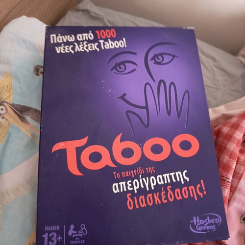 Taboo board game like new