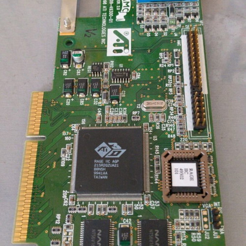 Ati 3D Rage IIC AGP 4MB SDRAM graphics card used