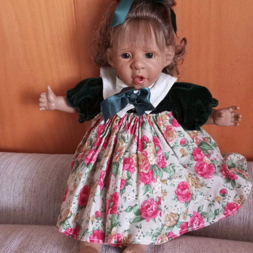 Vintage doll 25 years old in very good condition like new
