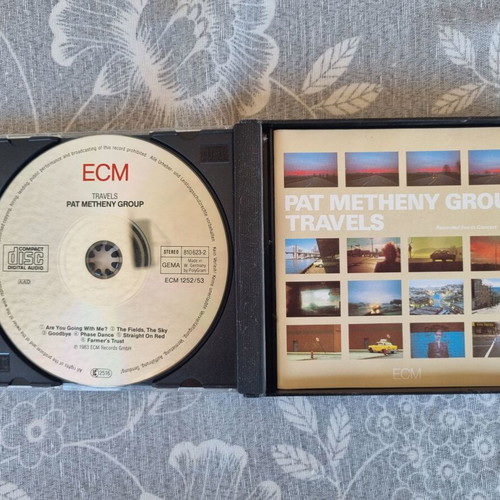 Pat Metheny Group Travels CD like new, jazz fusion live album