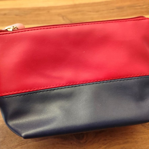 Mini Mouse toiletry bag new, blue and red