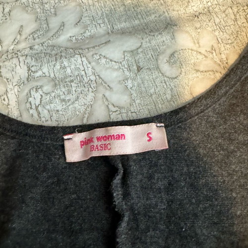 Pink Woman dress gray like new, lightly worn, warm fabric