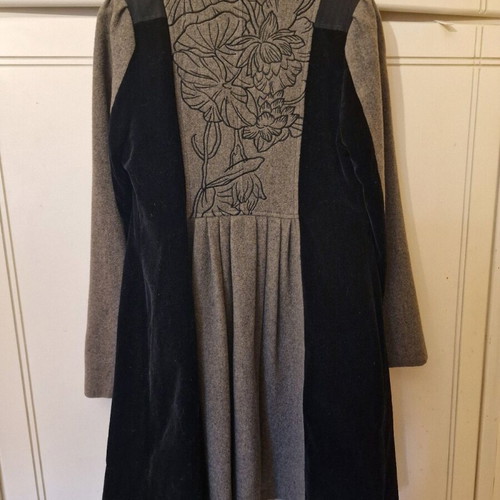 Velvet half coat like new, size M