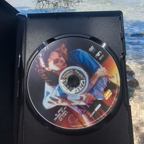 Carmen DVD used, social genre, subtitled